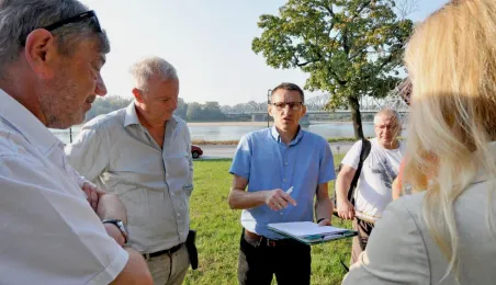 Przekazanie terenu do badań archeologom z UMK