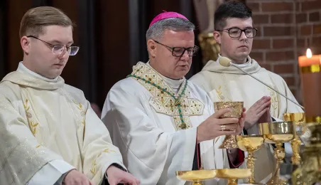 Nabożeństwo z okazji poświęcenia bazyliki katedralnej pw. śś. Jana Chrzciciela i Jana Ewangelisty. 