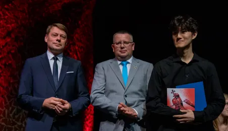 Adam Szponka, Łukasz Walkusz i Sunjae Ok