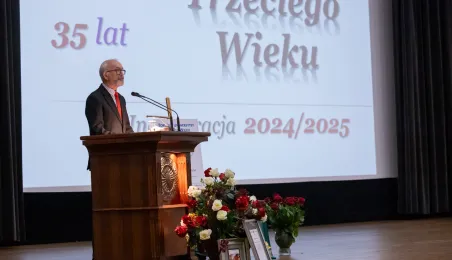 Inauguracja i jubileusz studentów trzeciego wieku