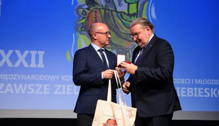 Wręczenie Nagrody Marszałka Województwa przez Marka Wojtkowskiego