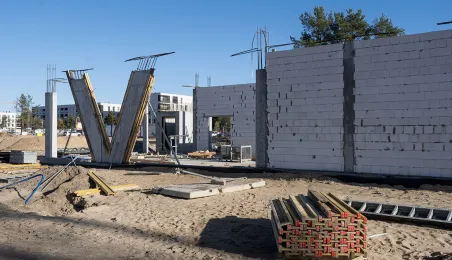 Budowa szkoły podstawowej przy ul. Grasera - stan prac na 4.11.2024 r.