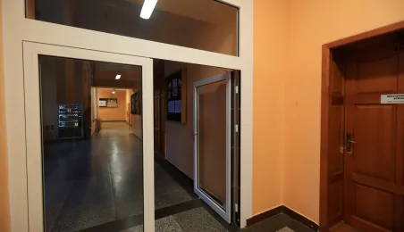 Budynek Szkoły Podstawowej nr 1, fot. Sławomir Kowalski