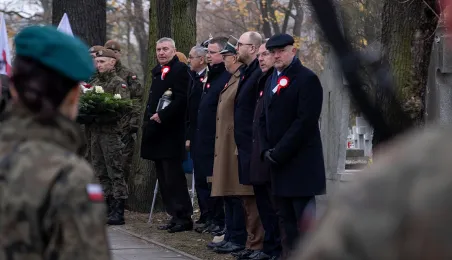 106. rocznica odzyskania niepodległości - złożenie kwiatów i msza św.