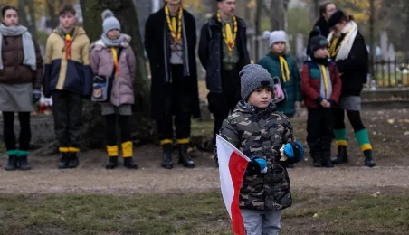 106. rocznica odzyskania niepodległości - złożenie kwiatów i msza św.