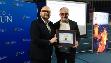 Przewodniczący Rady Maciej Wiśniewski