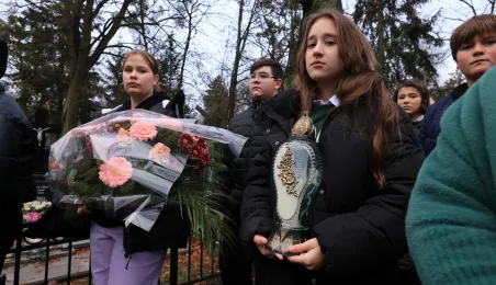 Pamiętamy o Honorowych Obywatelach Miasta: Wandzie Szuman i o. Władysławie Wołoszynie