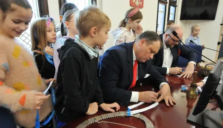 Wizyta uczniów SP32 w Urzędzie Miasta Torunia