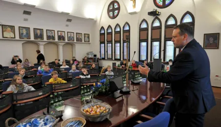 Wizyta uczniów SP32 w Urzędzie Miasta Torunia