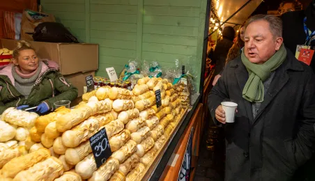 Robert Makłowicz na Toruńskim Jarmarku Bożonarodzeniowym