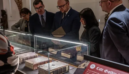 Oprawy gotyckie na wystawie 