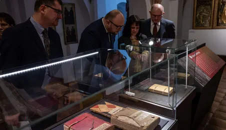 Oprawy gotyckie na wystawie 