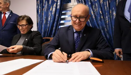 Podpisanie porozumienia międzygminnego dot. połaczeń autobusowych z Gminą Wielka Nieszawka