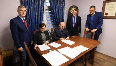 Podpisanie porozumienia międzygminnego dot. połaczeń autobusowych z Gminą Wielka Nieszawka