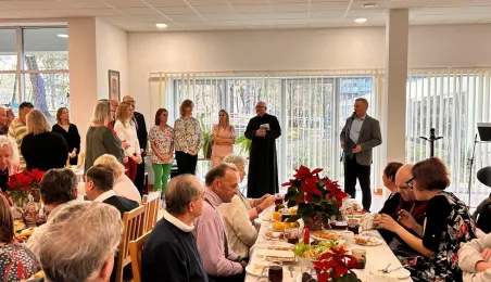 Świąteczne spotkanie z podopiecznymi DPS