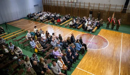 Otwarcie strzelnicy pneumatycznej w Zespole Szkół Samochodowych