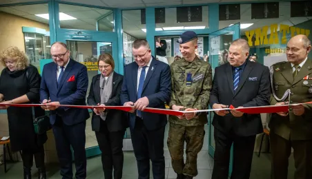 Otwarcie strzelnicy pneumatycznej w Zespole Szkół Samochodowych