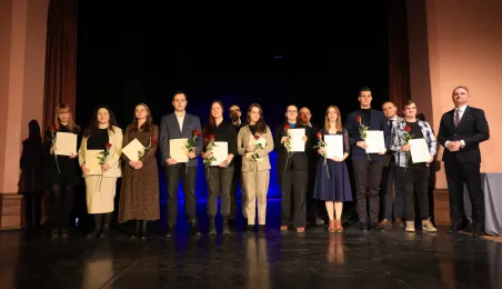 Wręczenie stypendiów miejskich studentom toruńskich uczelni wyższych