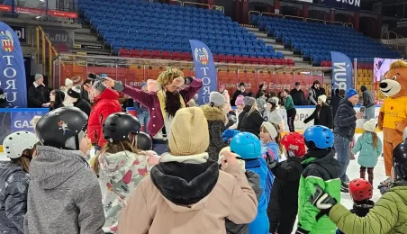 Ferie na lodowisku 2025