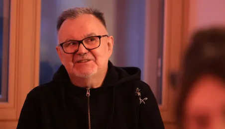 Muzyczna podróż z Hirkiem Wroną