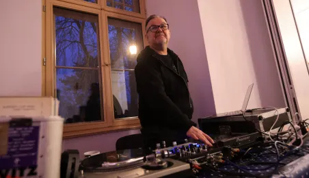 Muzyczna podróż z Hirkiem Wroną