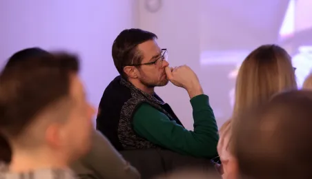 Muzyczna podróż z Hirkiem Wroną