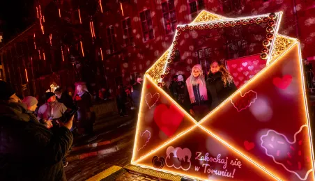 Walentynkowy wieczór w Rynku Staromiejskim