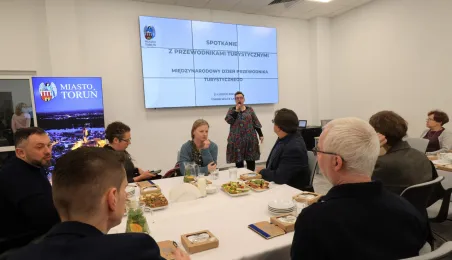 Toruńscy przewodnicy turystyczni świętują