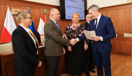 Wręczenie umów na dofinansowanie dwóch projektów