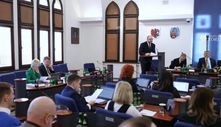 Nadzwyczajna sesja Rady Miasta i poprzedzający ją briefing prasowy