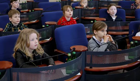 Uczniowie SP 12 w Urzędzie Miasta Torunia, 12.03.2025 r.