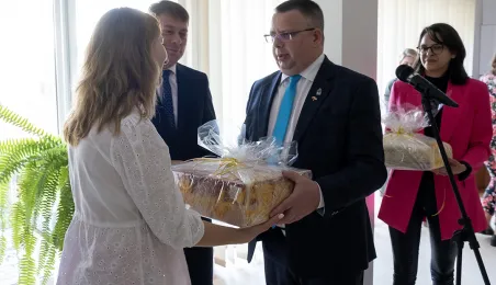 Wielkanocne śniadanie w DPS im. Leona Szumana