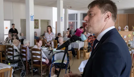 Wielkanocne śniadanie w DPS im. Leona Szumana