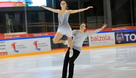 Pokazy łyżwiarzy figurowych MKS Axel