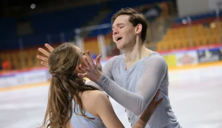 Pokazy łyżwiarzy figurowych MKS Axel