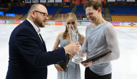 Pokazy łyżwiarzy figurowych MKS Axel