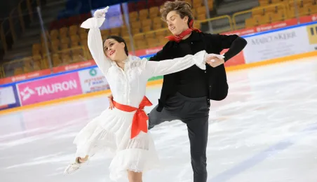 Pokazy łyżwiarzy figurowych MKS Axel