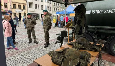 Wystawa sprzętu na Rynku Nowomiejskim, 17.05.2025 r.