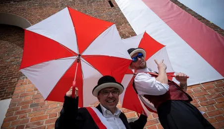 Dzień Flagi w Toruniu