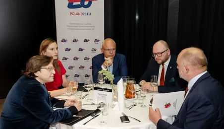 Toruń przywitał gości z Think Tank Forum