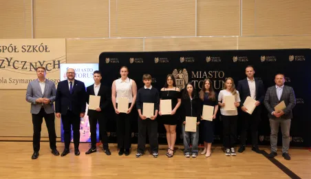 Wręczenie nagród i wyróżnień sportowych zawodniczkom, zawodnikom i trenerom za wysokie wyniki sportowe osiągnięte w 2024 roku.