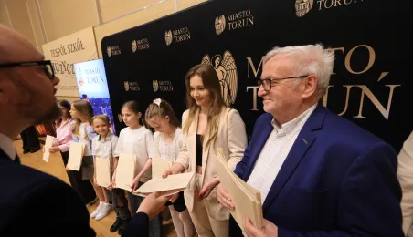 Wręczenie nagród i wyróżnień sportowych zawodniczkom, zawodnikom i trenerom za wysokie wyniki sportowe osiągnięte w 2024 roku.