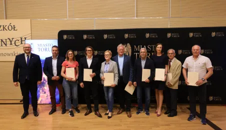 Wręczenie nagród i wyróżnień sportowych zawodniczkom, zawodnikom i trenerom za wysokie wyniki sportowe osiągnięte w 2024 roku.