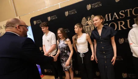 Wręczenie nagród i wyróżnień sportowych zawodniczkom, zawodnikom i trenerom za wysokie wyniki sportowe osiągnięte w 2024 roku.