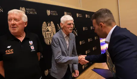 Wręczenie nagród i wyróżnień sportowych zawodniczkom, zawodnikom i trenerom za wysokie wyniki sportowe osiągnięte w 2024 roku.