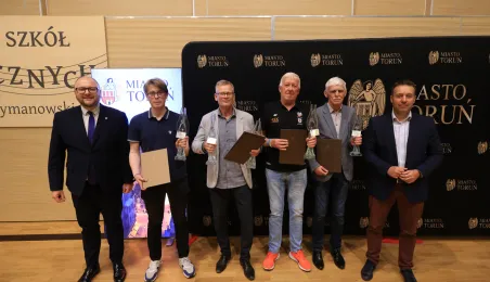 Wręczenie nagród i wyróżnień sportowych zawodniczkom, zawodnikom i trenerom za wysokie wyniki sportowe osiągnięte w 2024 roku.