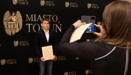 Wręczenie nagród i wyróżnień sportowych zawodniczkom, zawodnikom i trenerom za wysokie wyniki sportowe osiągnięte w 2024 roku.