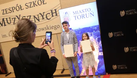 Wręczenie nagród i wyróżnień sportowych zawodniczkom, zawodnikom i trenerom za wysokie wyniki sportowe osiągnięte w 2024 roku.