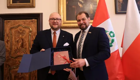 Wręczenie nominacji konsulowi honorowemu Peru w Toruniu