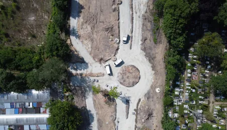 W Toruniu trwa budowa fragmentu Trasy Staromostowej w rejonie targowiska miejskiego.